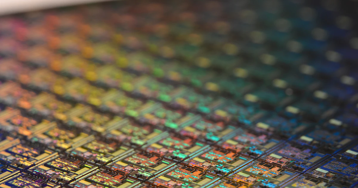 Materiales para semiconductores, alternativas a los PFAS, metanol verde, polímeros avanzados, catalizadores diseñados por IA: cinco direcciones de materiales que vale la pena seguir en los próximos cinco años